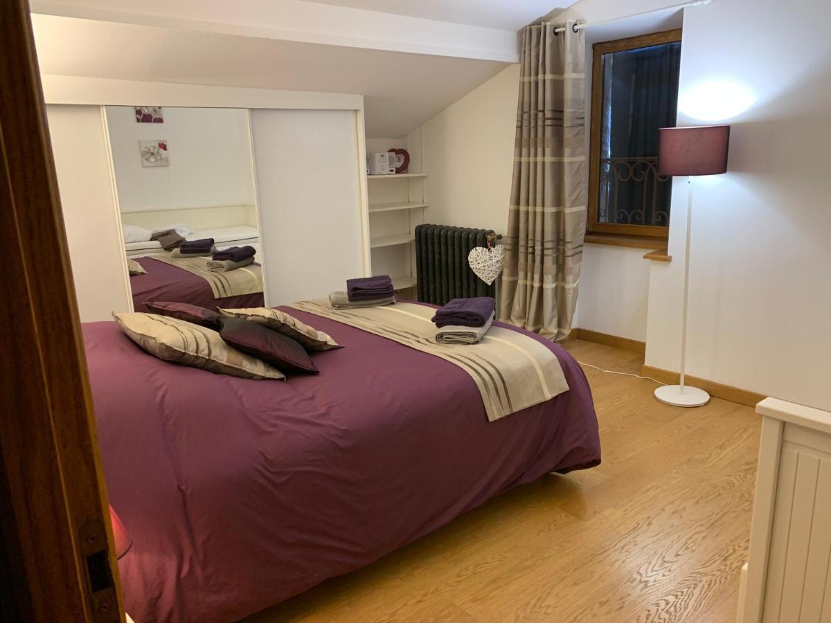 Domaine Des Pierres D Auvergne Flat Esterno foto